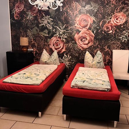 Bauernhof Privatzimmer Hortus Sandrine Gemeinschaftsbad Free Wifi Hausbreitenbach エクステリア 写真