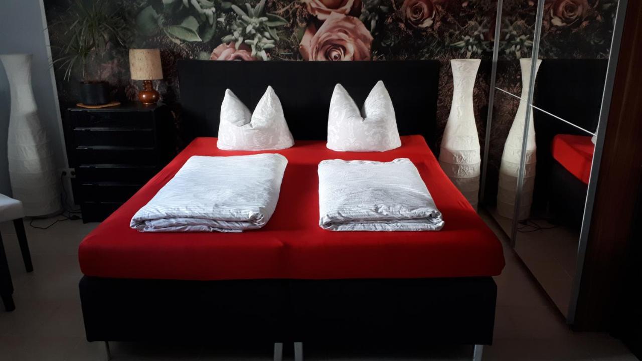Bauernhof Privatzimmer Hortus Sandrine Gemeinschaftsbad Free Wifi Hausbreitenbach エクステリア 写真